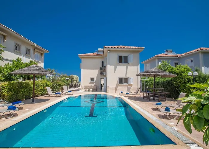 Jason Villa Protaras