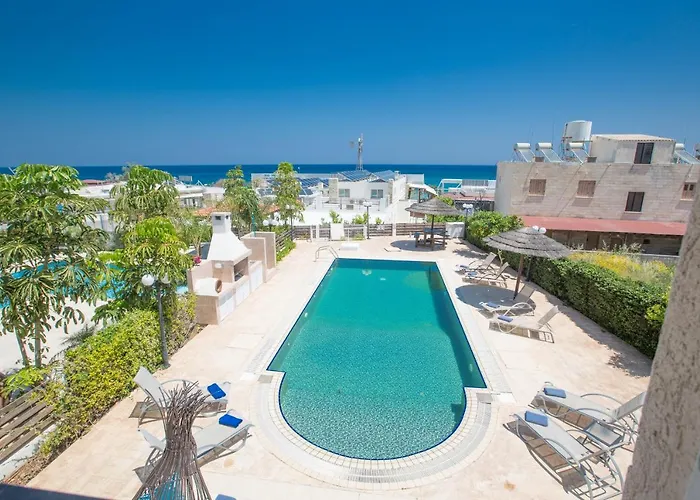 Jason Villa Protaras